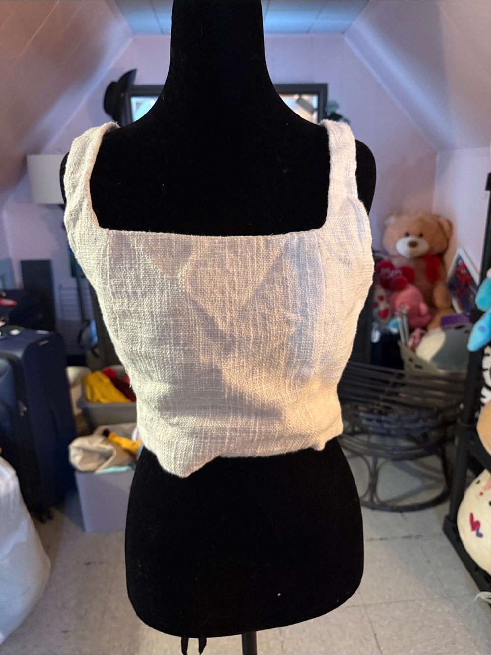 Abercrobie cream linen-blend crop top, side zipper tie back tank size M.